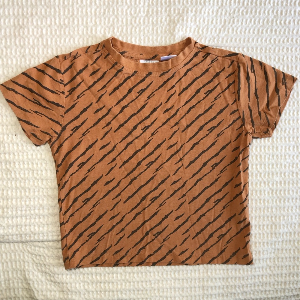 Zara Kids Copper Brown Tee with Black Tiger Stripe Size 2T - 3T
